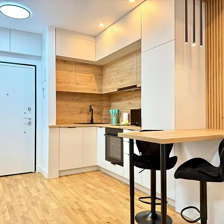 No 108 Lebada Apartament