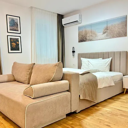 No 108 Lebada Appartement Boekarest